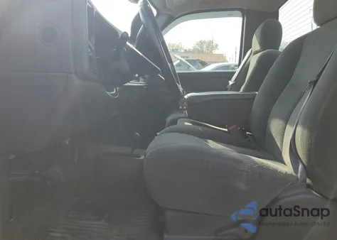 2004 Chevrolet Silverado K1500 from USA, damaged, VIN 1GCEK14T34Z270156